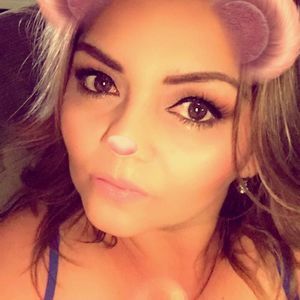 Meet your Posher, Moyron